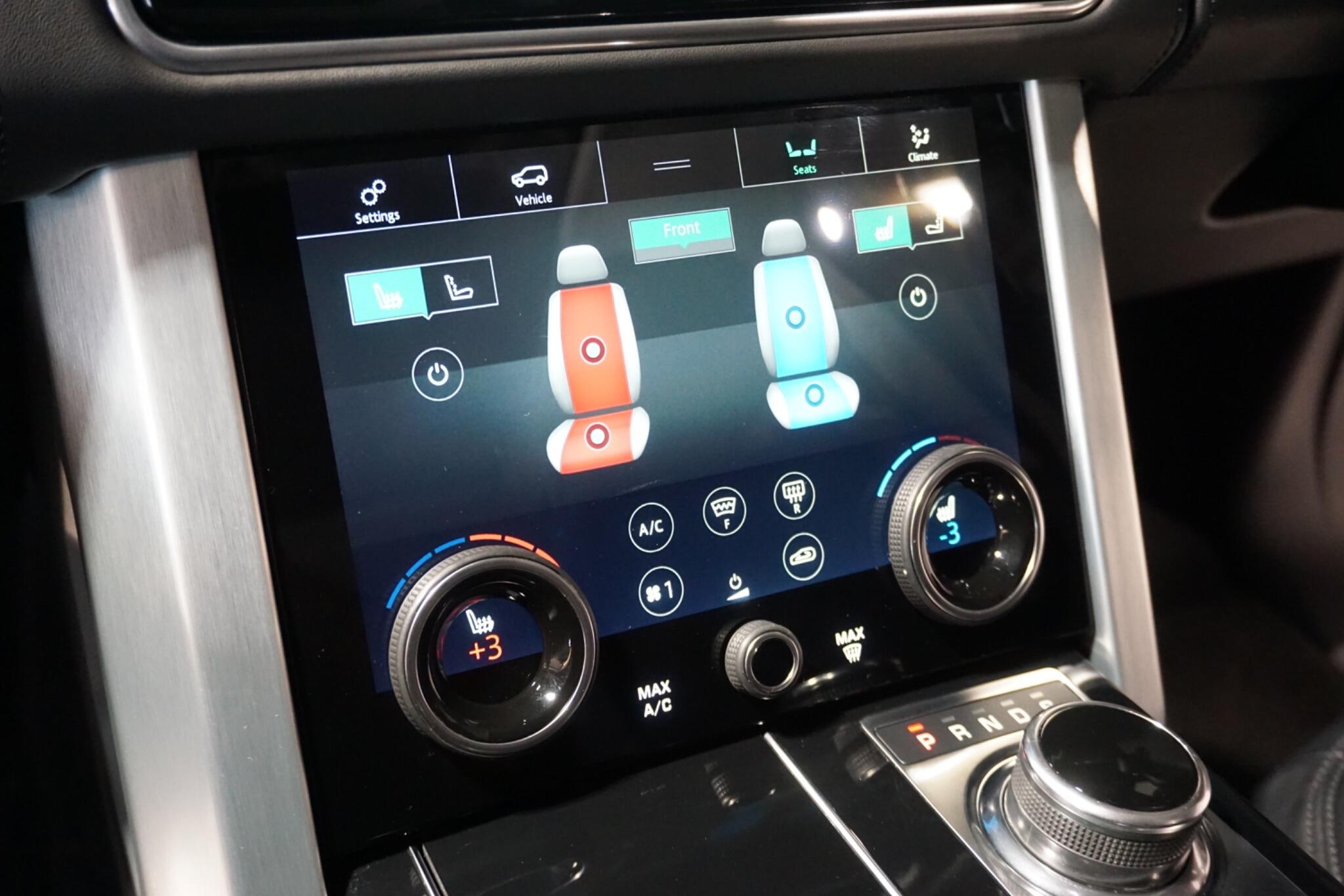 Land Rover Range Rover 2.0 P400e 13.1kWh Autobiography SUV 5dr Petrol Plug-in Hybrid Auto 4WD Euro 6 (s/s) (404 ps)